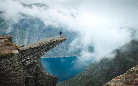 trolltunga trondheim|Hiking to Trolltunga: Epic Troll's Tongue Hike in Norway.